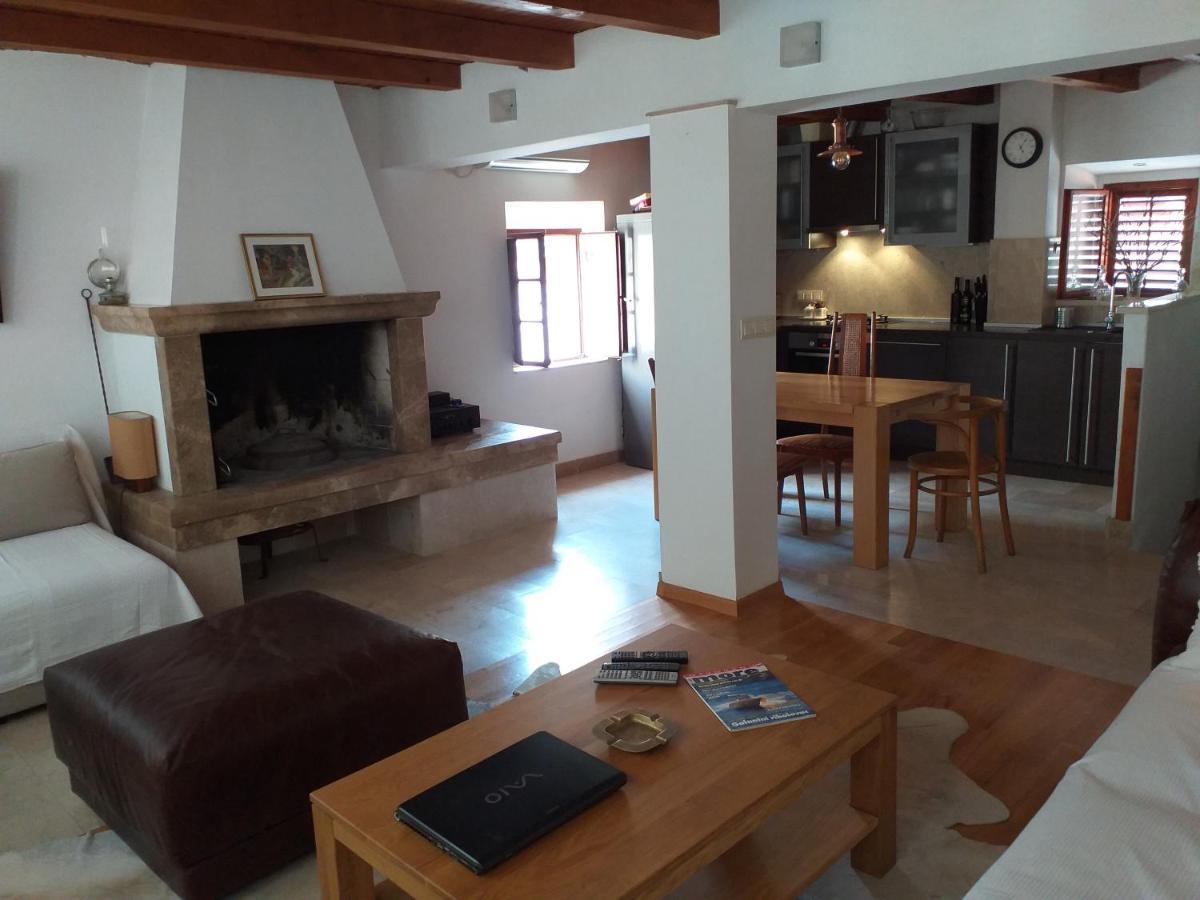 Kolenda Apartment كورتْشولا المظهر الخارجي الصورة